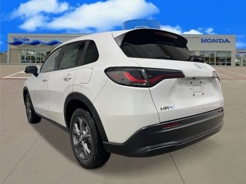 New 2026 Honda HR-V LX image 3