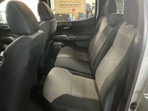 Certified 2023 Toyota Tacoma TRD Off-Road image 18