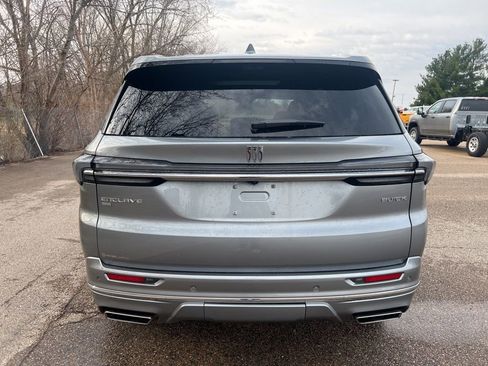 Used 2026 Buick Enclave Avenir w/ Super Cruise Package image 4