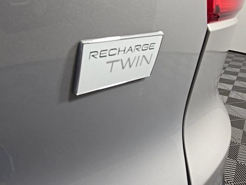 Certified 2023 Volvo XC40 Recharge Ultimate AWD/4WD image 14