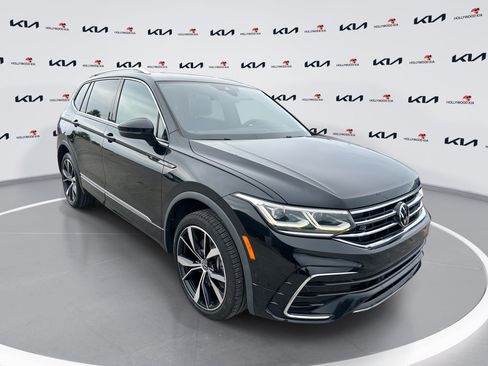 Used 2022 Volkswagen Tiguan SEL R-Line AWD/4WD image 1