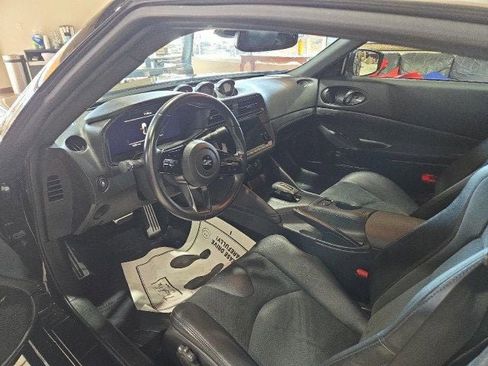 Used 2024 Nissan Z Performance w/ Floor Mat Package image 13