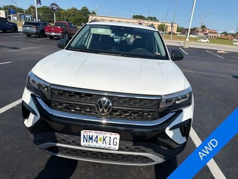 Used 2023 Volkswagen Taos S AWD/4WD image 2