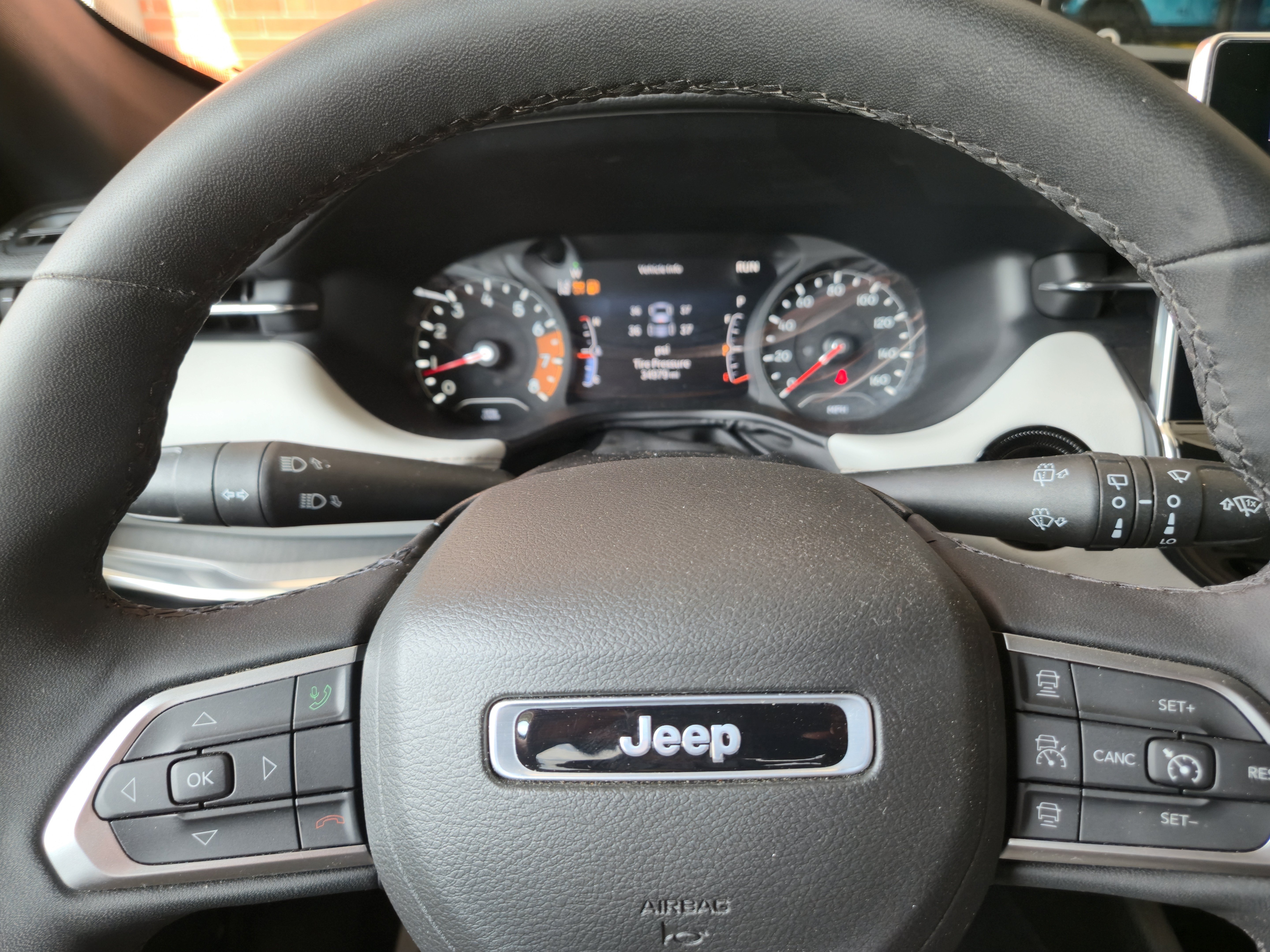 Used 2023 Jeep Compass Limited AWD/4WD image 13