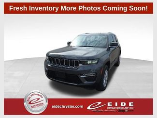 Used 2023 Jeep Grand Cherokee Limited w/ Luxury Tech Group II AWD/4WD video 1