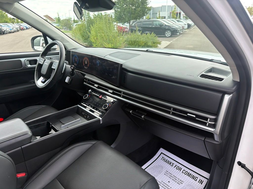Used 2026 Hyundai Santa Fe SEL AWD/4WD image 11