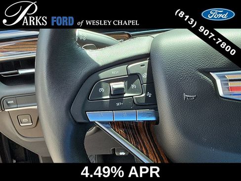 Used 2021 Cadillac Escalade Premium Luxury RWD image 30