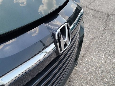 Used 2018 Honda HR-V EX image 7