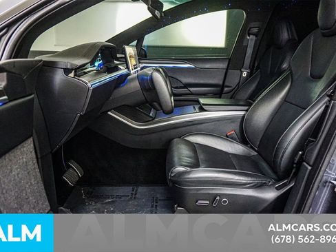 Used 2022 Tesla Model X Plaid image 16