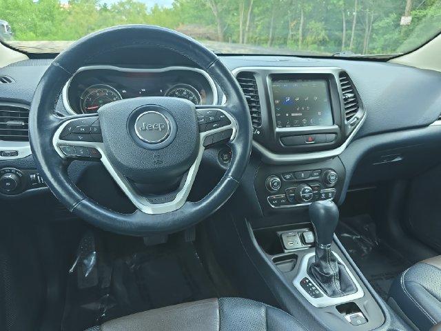 Used 2014 Jeep Cherokee Limited w/ Luxury Group FWD image 20