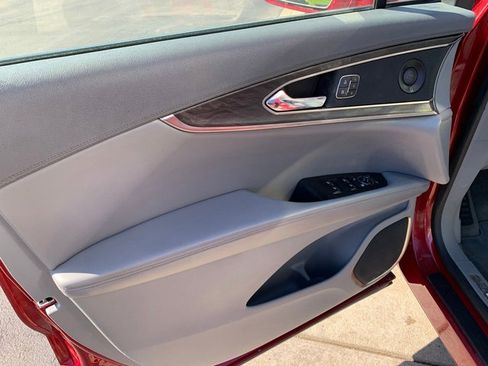 Used 2019 Lincoln Nautilus Reserve w/ Driver Assistance Package image 22