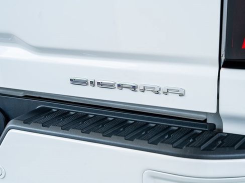 Used 2024 GMC Sierra 2500 Denali Ultimate w/ Max Trailering Package image 32