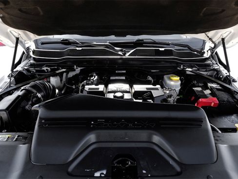 Used 2021 RAM 2500 Big Horn image 49