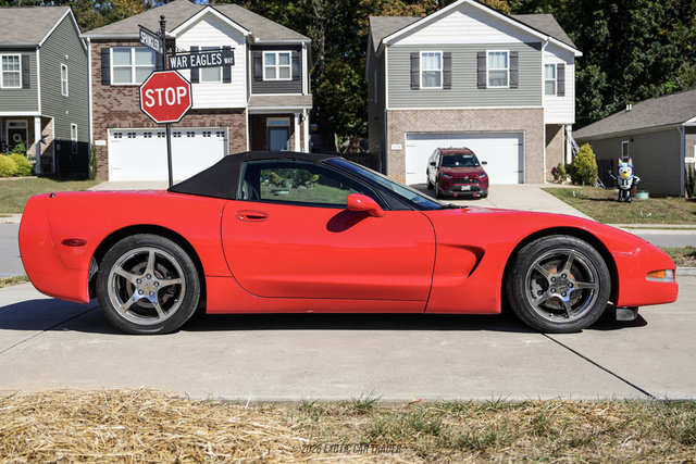 Used 1999 Chevrolet Corvette Convertible w/ Memory Pkg RWD image 18