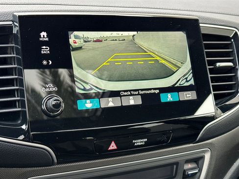 Certified 2023 Honda Passport TrailSport image 25