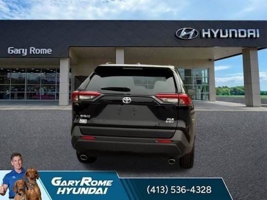 Used 2025 Toyota RAV4 XLE w/ Convenience Package AWD/4WD image 7