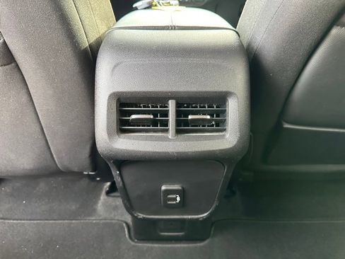 Used 2019 GMC Terrain SLE w/ Driver Convenience Package FWD image 25