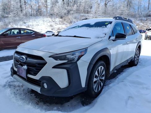 Used 2023 Subaru Outback Limited w/ Popular Package #2 image 2