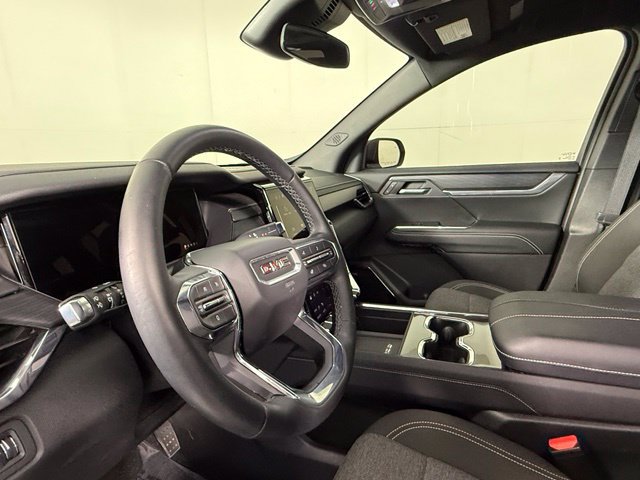 Used 2025 GMC Acadia Elevation FWD image 7