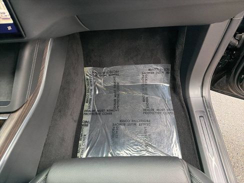 Used 2022 Tesla Model X image 20