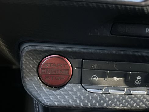 Used 2024 Ford Mustang Premium image 18