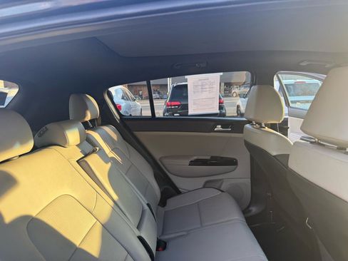 Used 2022 Kia Sportage SX image 49