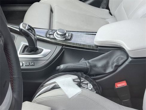 Used 2013 BMW 335i Sedan image 7