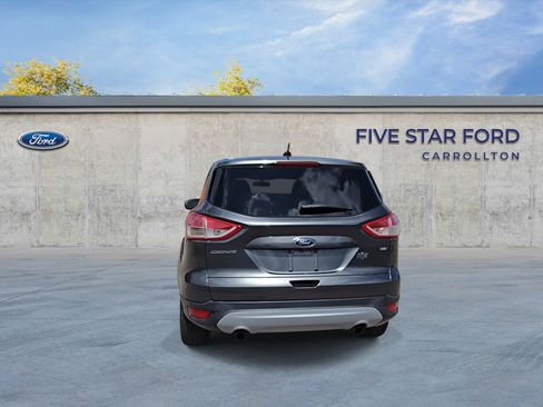Used 2015 Ford Escape SE image 7