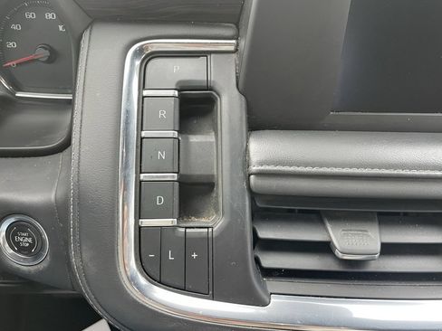 Used 2023 Chevrolet Suburban LS image 38