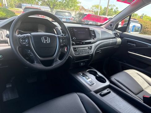 Certified 2023 Honda Ridgeline RTL image 25
