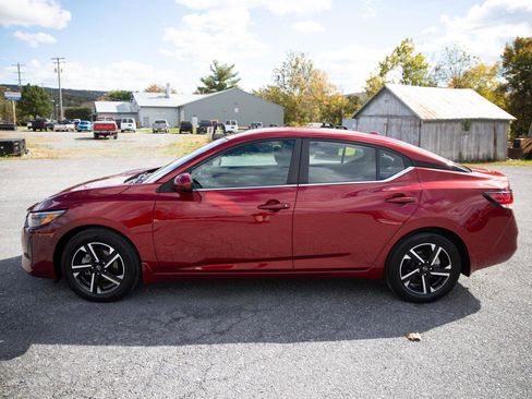 Used 2024 Nissan Sentra SV image 8