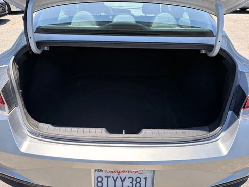 Used 2021 Hyundai Elantra SEL FWD image 8
