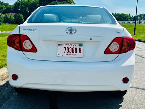 Used 2010 Toyota Corolla LE FWD image 6