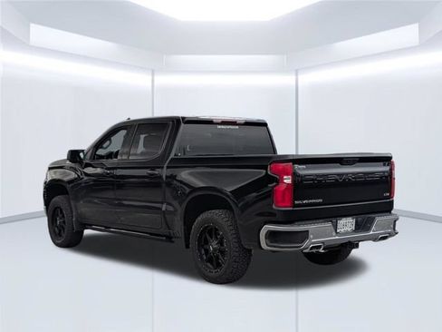 Used 2024 Chevrolet Silverado 1500 LTZ w/ Z71 Off-Road Package AWD/4WD image 3