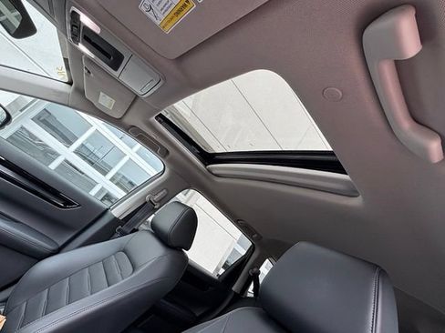 Used 2024 Honda CR-V EX-L image 14
