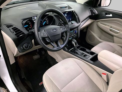 Used 2018 Ford Escape SE w/ Ford Safe & Smart Package image 12