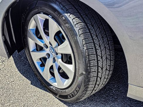 Used 2024 Toyota Corolla LE image 9