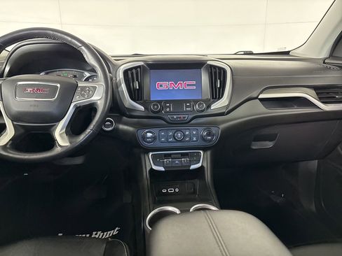 Used 2022 GMC Terrain SLT image 21
