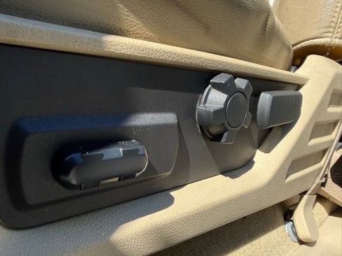 Used 2009 Ford F350 4x4 Crew Cab Super Duty image 15