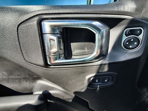 New 2025 Jeep Wrangler Willys image 15