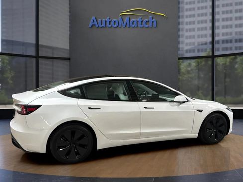 Used 2025 Tesla Model 3 Long Range RWD image 11
