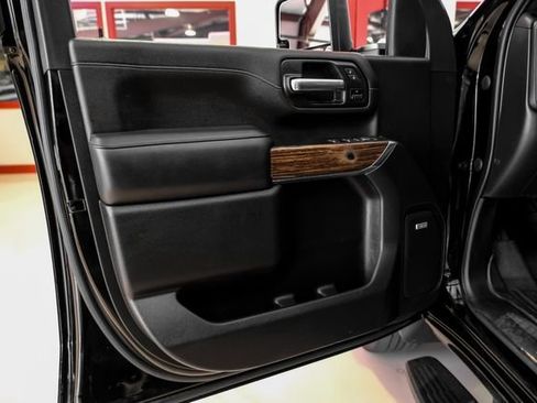 Used 2023 Chevrolet Silverado 3500 High Country AWD/4WD image 43