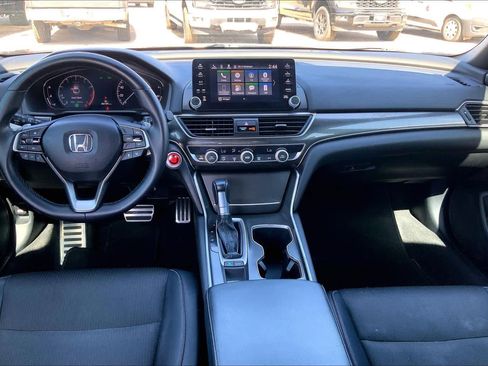 Used 2018 Honda Accord Sport image 16