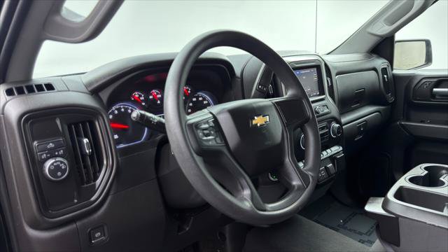 Used 2023 Chevrolet Silverado 1500 Custom RWD image 24