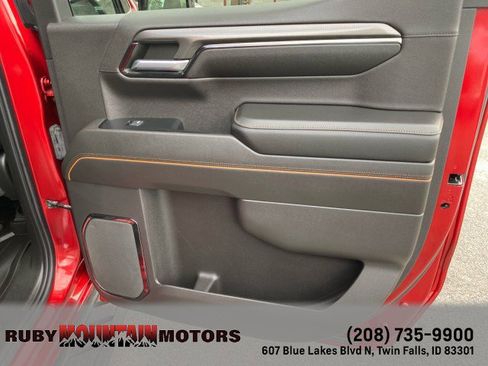 Used 2022 GMC Sierra 1500 AT4 w/ AT4 Premium Package AWD/4WD image 29