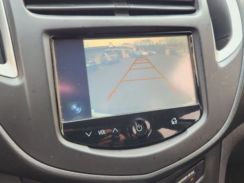 Used 2016 Chevrolet Trax LS image 19