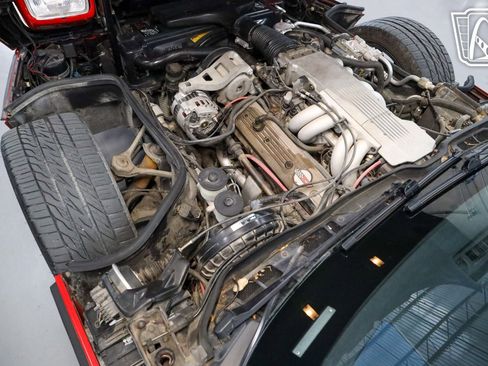Used 1989 Chevrolet Corvette Coupe image 2