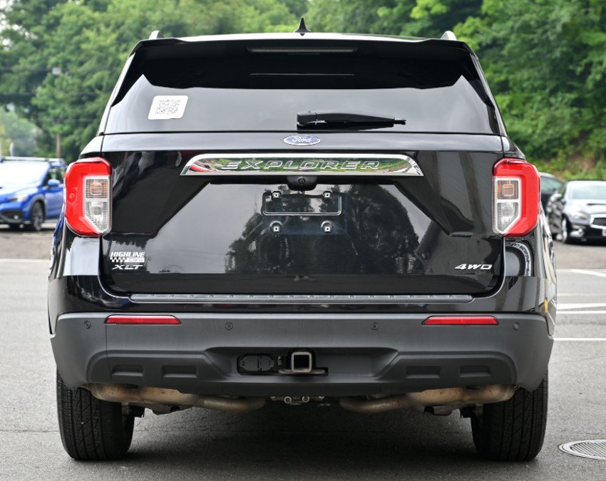 Used 2022 Ford Explorer XLT w/ Class IV Trailer Tow Package AWD/4WD image 4