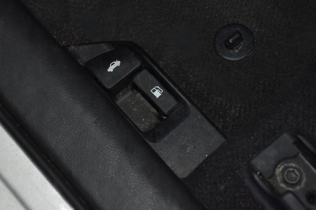 Used 2024 Toyota Corolla LE FWD image 21
