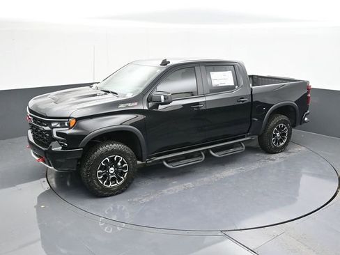 New 2026 Chevrolet Silverado 1500 ZR2 w/ LPO, Utility Wall Package image 59